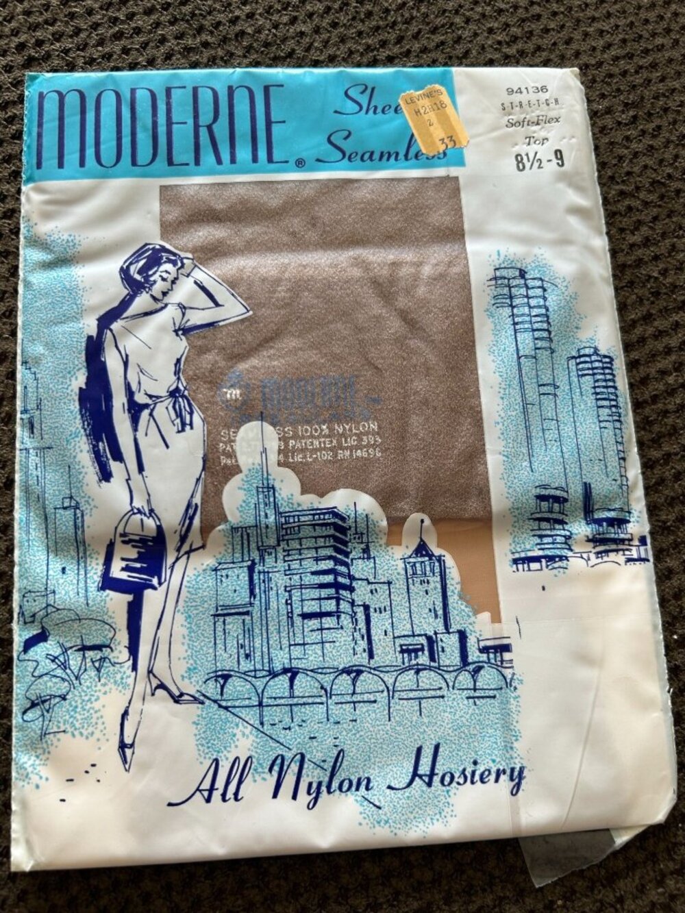 Moderne Sheer Seamless All Nylon Hosiery Stretch Soft-Flex Top Size 8 1/2-9 Vint